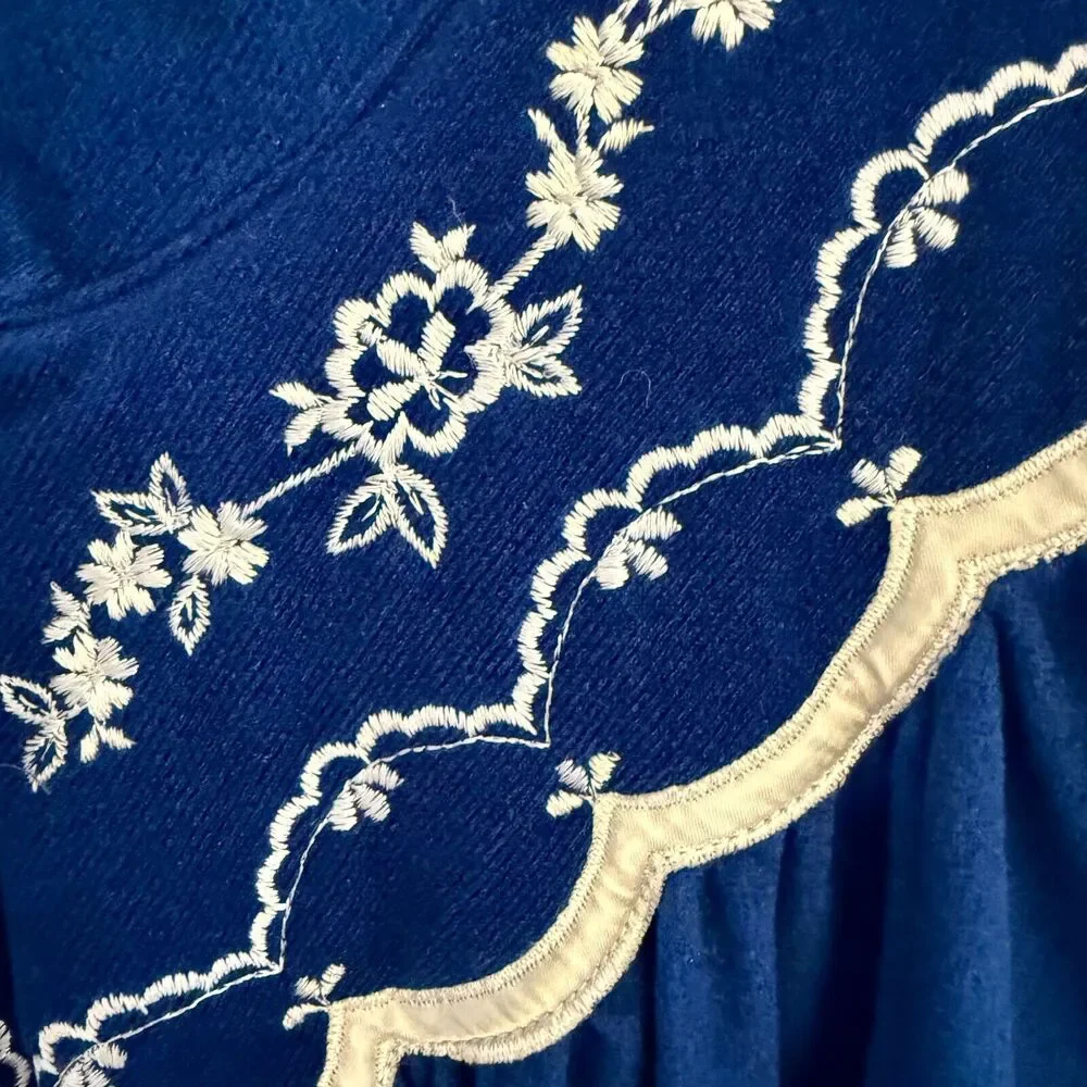 Vintage Komar Blue Zip Robe Large ~ Made in USA ~ Embroidered Yoke ~ Style 8168 - Picture 4 of 7